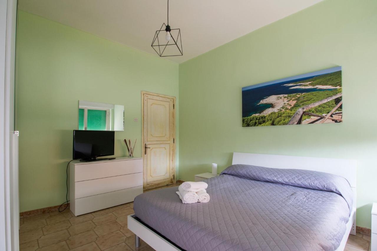 La Casa Di Stefania Apartment Lecce Bagian luar foto